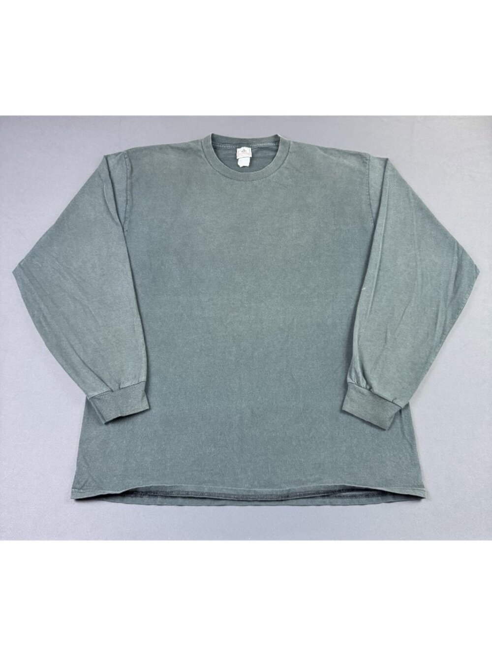 Rare Vintage Y2K Sun Fade Blank Black Long Sleeve Streetwear Hype Punk Skate Tee